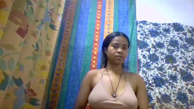 mayah7 live cam on Cam4