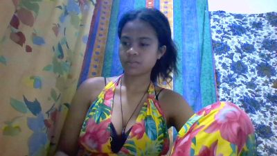 mayah7 live cam on Cam4