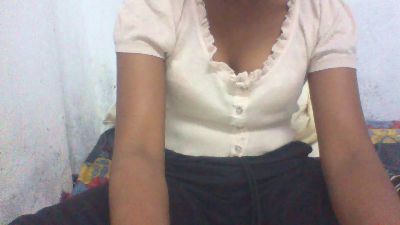 mayah7 live cam on Cam4