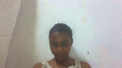 mayah7 live cam on Cam4