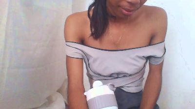 mayah_xxx live cam on Cam4