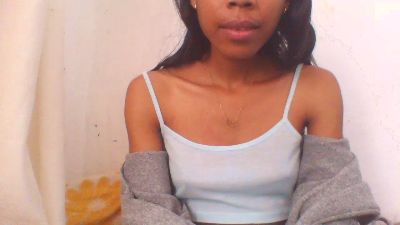 mayah_xxx live cam on Cam4