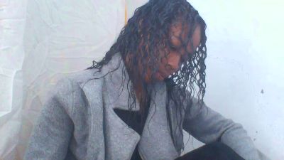 mayah_xxx live cam on Cam4