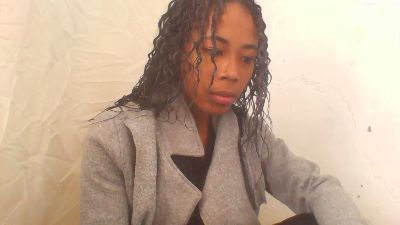 mayah_xxx live cam on Cam4