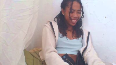 mayah_xxx live cam on Cam4
