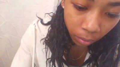 mayah_xxx live cam on Cam4
