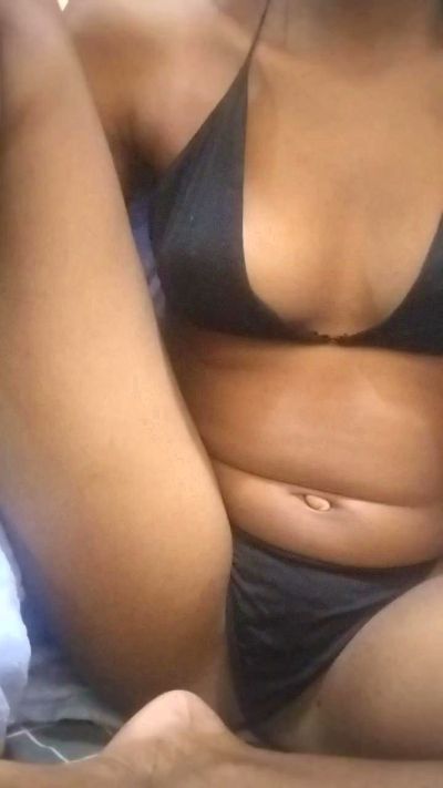 maylah2 live cam on Cam4