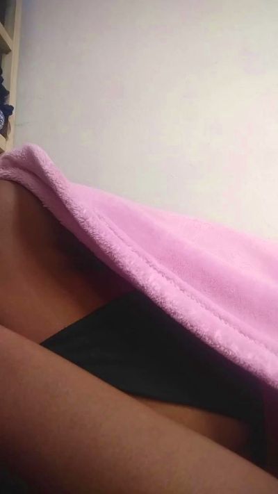 maylah2 live cam on Cam4