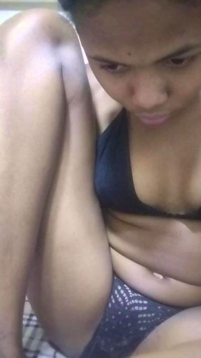 maylah2 live cam on Cam4