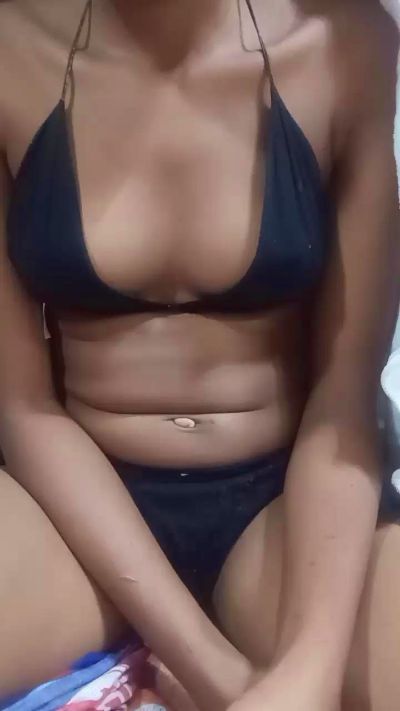 maylah2 live cam on Cam4