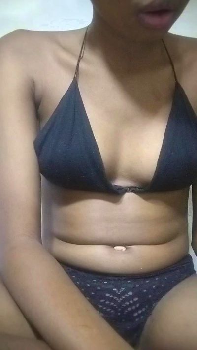 maylah2 live cam on Cam4