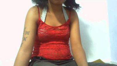 maylis24 live cam on Cam4