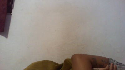maylis24 live cam on Cam4