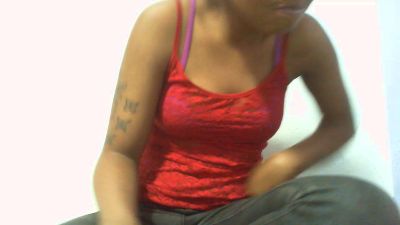 maylis24 live cam on Cam4