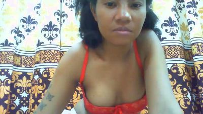 maylis24 live cam on Cam4
