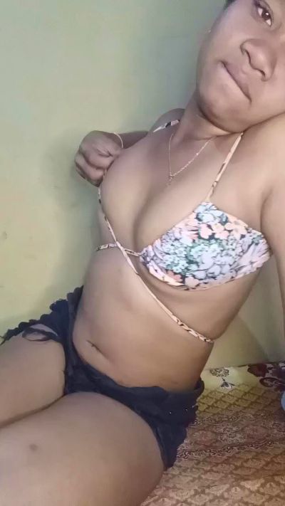 mayrahqueen live cam on Cam4