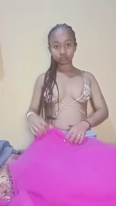 mayrahqueen live cam on Cam4