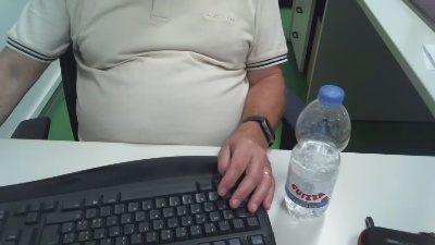 me__slave live cam on Cam4