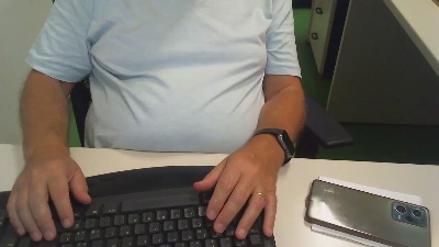 me__slave live cam on Cam4