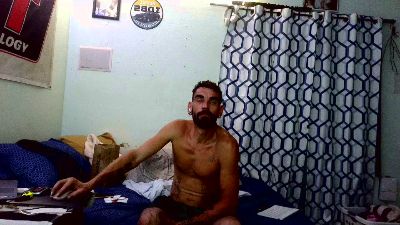 mechanic_69 live cam on Cam4