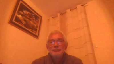 mecrase live cam on Cam4