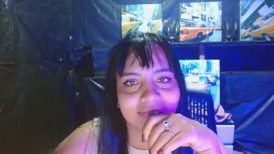 megan_foxy2 live cam on Cam4