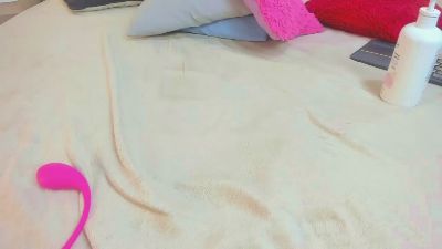 meganqueen2 live cam on Cam4