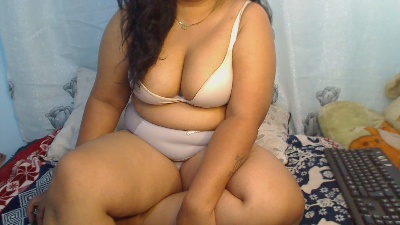 megara_kinou live cam on Cam4