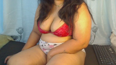 megara_kinou live cam on Cam4