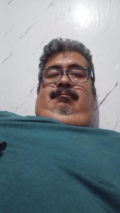 megatrones live cam on Cam4