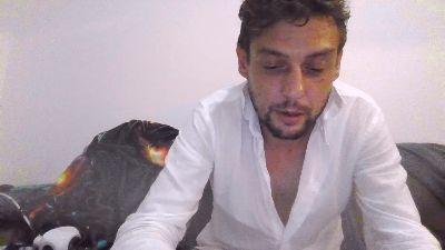 melalopieu live cam on Cam4