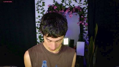 melancoliangel live cam on Cam4