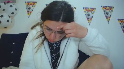 melanieparker20 live cam on Cam4