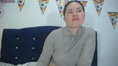melanieparker20 live cam on Cam4