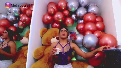 melaniesoto live cam on Cam4