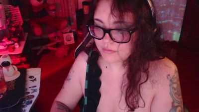melanypresley1 live cam on Cam4