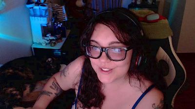 melanypresley1 live cam on Cam4