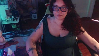 melanypresley1 live cam on Cam4