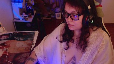 melanypresley1 live cam on Cam4