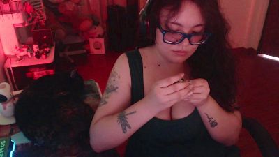 melanypresley1 live cam on Cam4