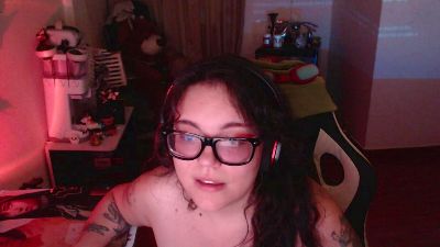 melanypresley1 live cam on Cam4