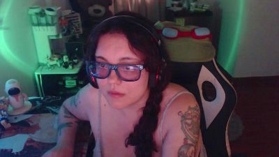 melanypresley1 live cam on Cam4