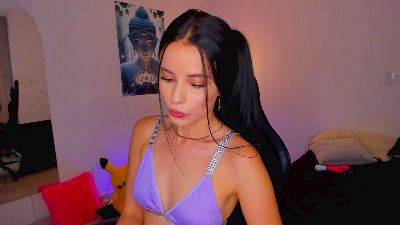 melanyrouse1 live cam on Cam4