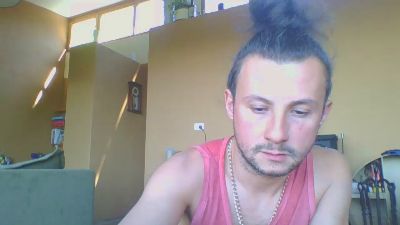 melguitre87 live cam on Cam4