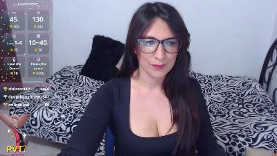 melina_miller live cam on Cam4