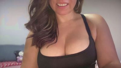 melisasaints31 live cam on Cam4