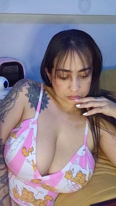 melishanton live cam on Cam4
