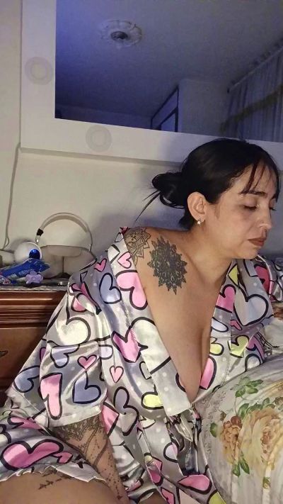 melishanton live cam on Cam4