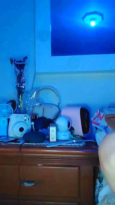 melishanton live cam on Cam4