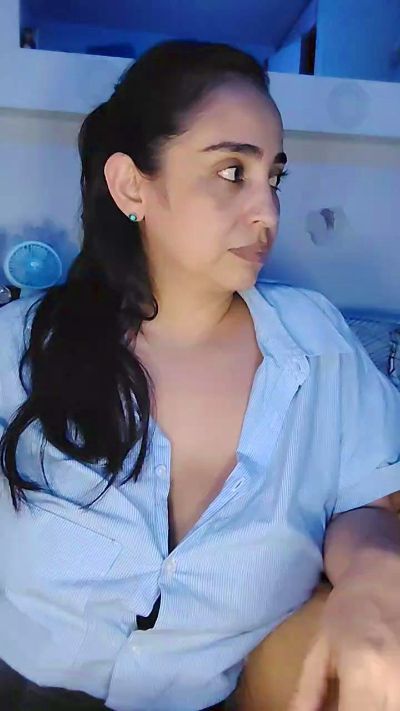 melishanton live cam on Cam4